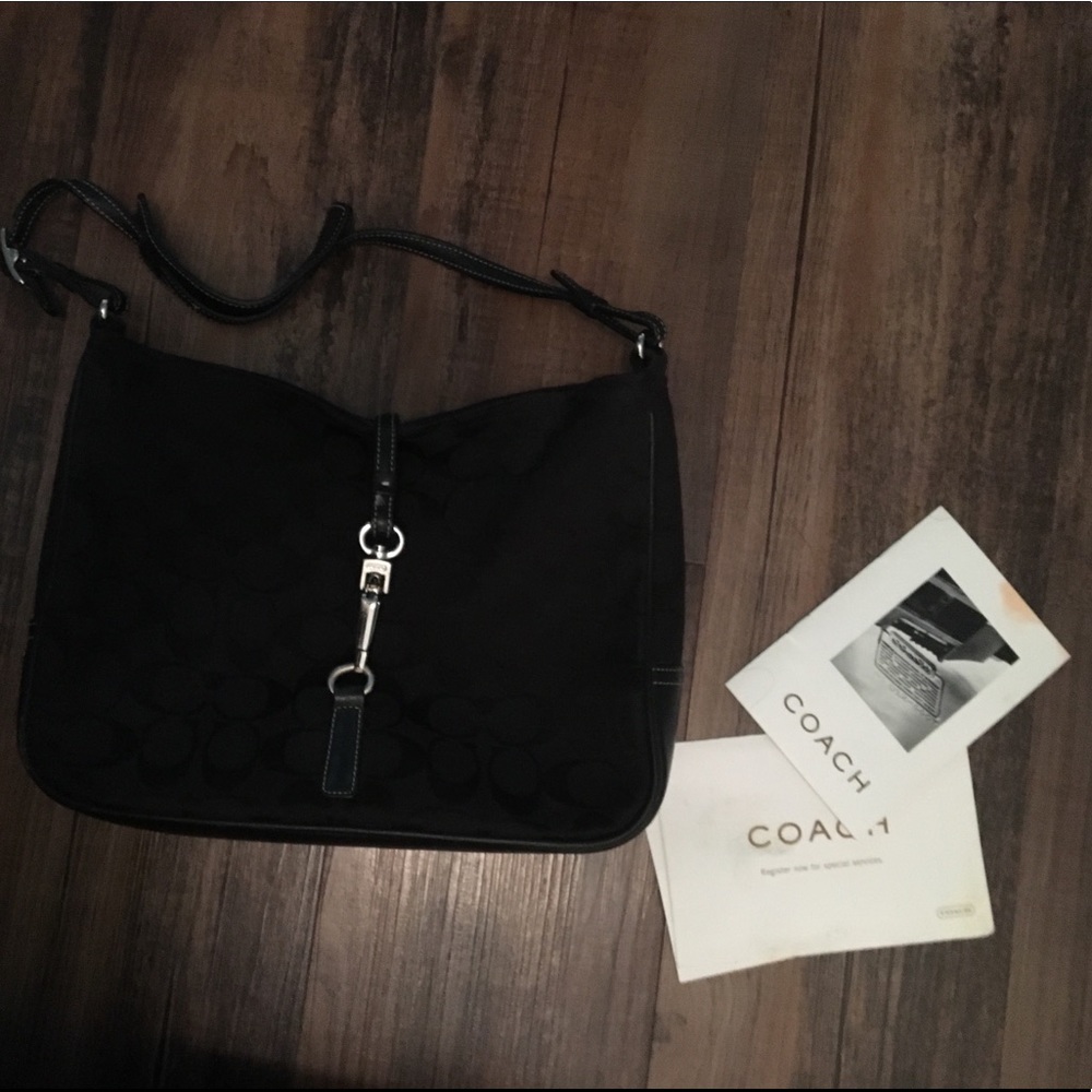 Coach shoulder bag- gently used
